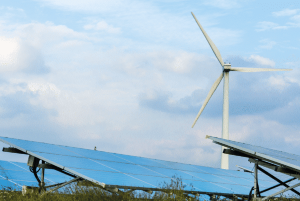 energía solar y eólica