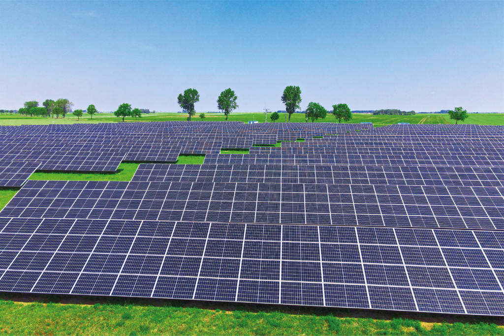 construir placas fotovoltaicas en verano